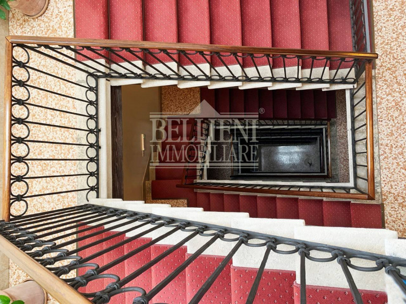 Immagine 19 di Attico in vendita  in Via Cesare Battisti a Vicenza