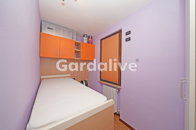 Immagine 12 di Appartamento in vendita  a Toscolano-Maderno