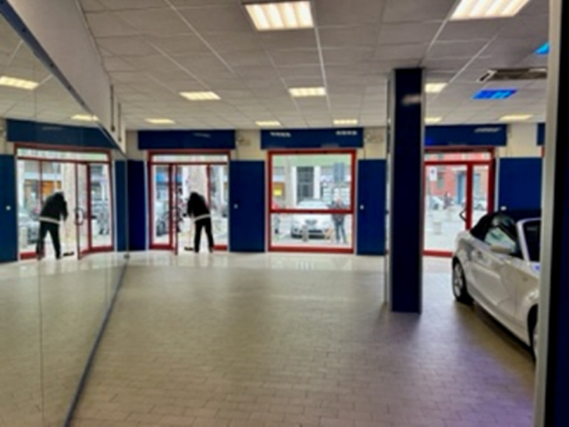 Immagine 6 di Negozio in vendita  in VIA PODGORA a Sesto San Giovanni