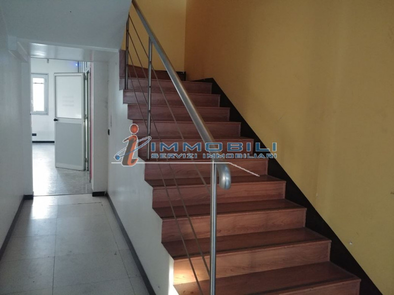 Immagine 9 di Capannone industriale in affitto  in VIA ARCHIMEDE a Settimo Milanese