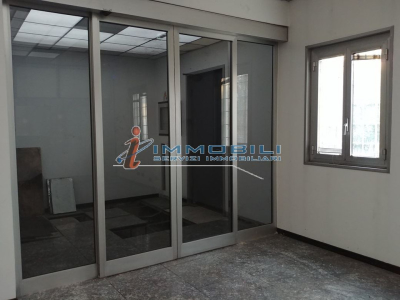 Immagine 10 di Capannone industriale in affitto  in VIA ARCHIMEDE a Settimo Milanese