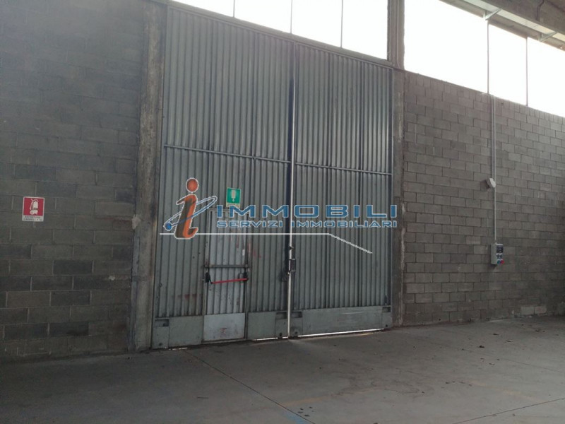 Immagine 13 di Capannone industriale in affitto  in VIA ARCHIMEDE a Settimo Milanese