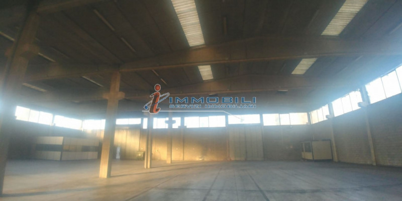 Immagine 17 di Capannone industriale in affitto  in VIA ARCHIMEDE a Settimo Milanese