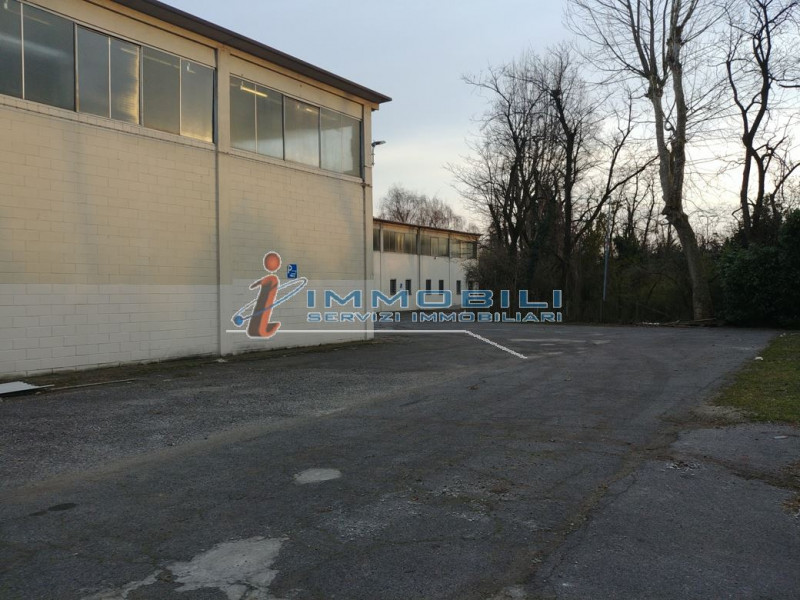 Immagine 23 di Capannone industriale in affitto  in VIA ARCHIMEDE a Settimo Milanese