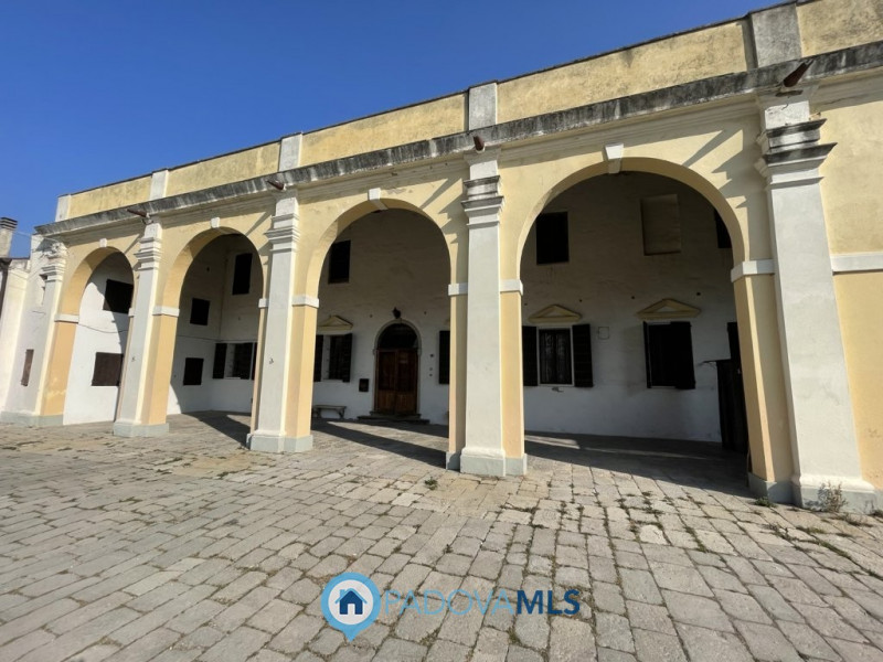 Immagine 12 di Rustico / casale in vendita  in Via argine sinistro beccara a Cartura