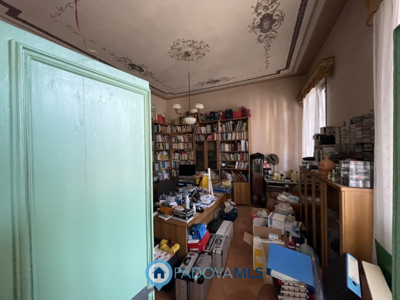 Immagine 19 di Rustico / casale in vendita  in Via argine sinistro beccara a Cartura