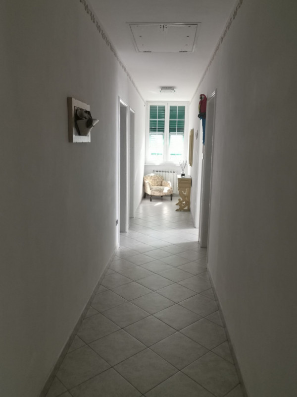 Immagine 11 di Appartamento in affitto  in via punta seglio a Rapallo