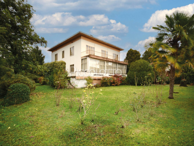 Immagine 2 di Villa in vendita  in via Roma a Fonte