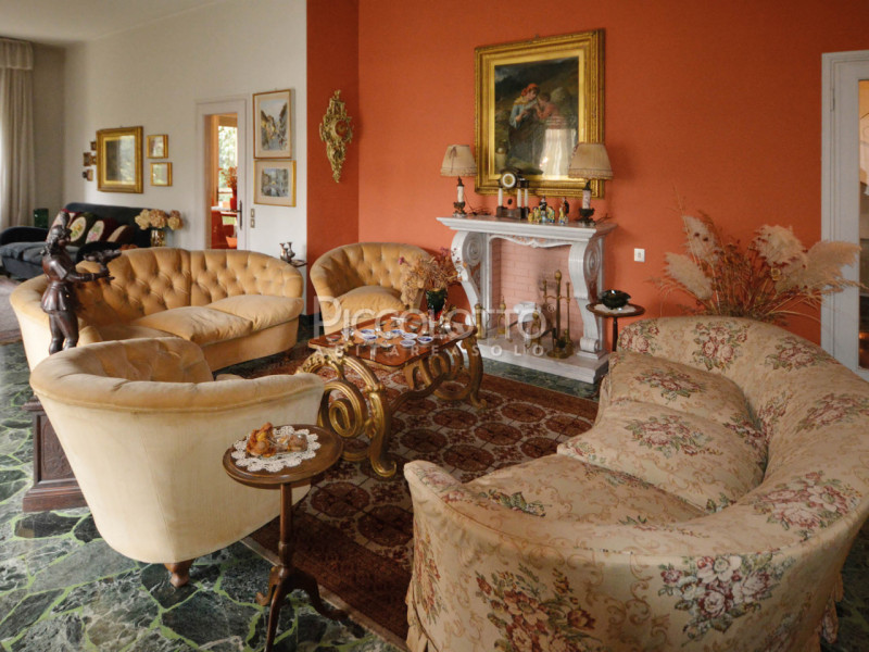 Immagine 9 di Villa in vendita  in via Roma a Fonte