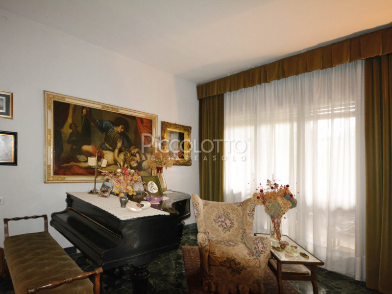 Immagine 10 di Villa in vendita  in via Roma a Fonte