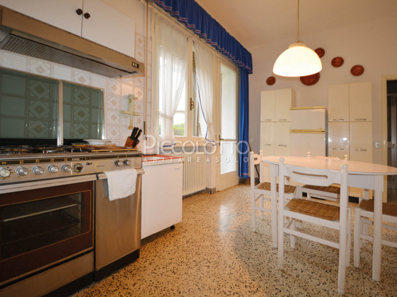 Immagine 14 di Villa in vendita  in via Roma a Fonte