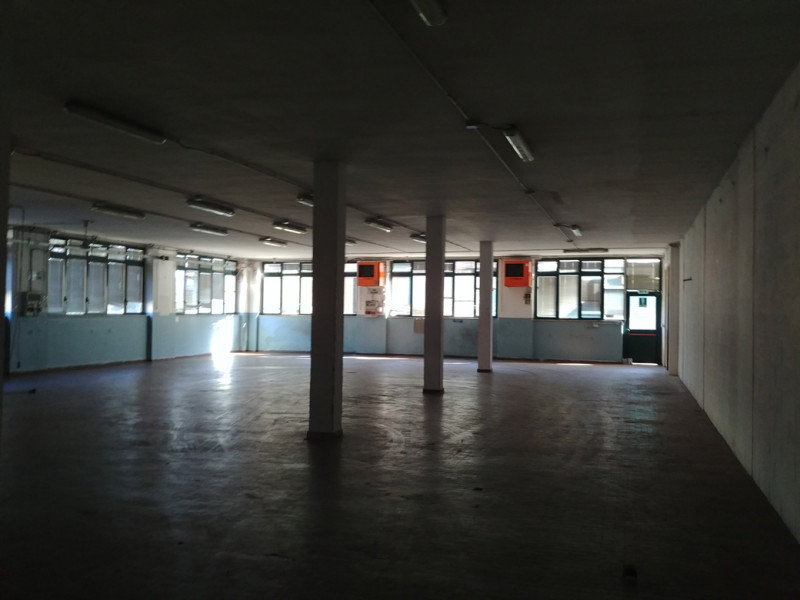 Immagine 16 di Capannone industriale in vendita  in VIA PER VIMERCATE a Usmate Velate