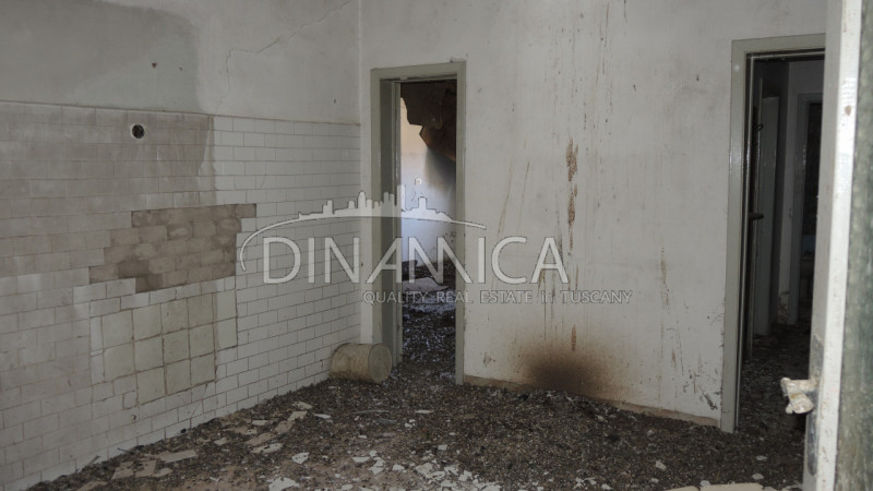 Immagine 9 di Rustico / casale in vendita  a San Miniato