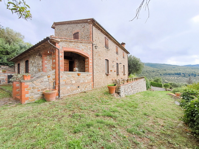 Immagine 5 di Rustico / casale in vendita  in Pischiello a Passignano Sul Trasimeno