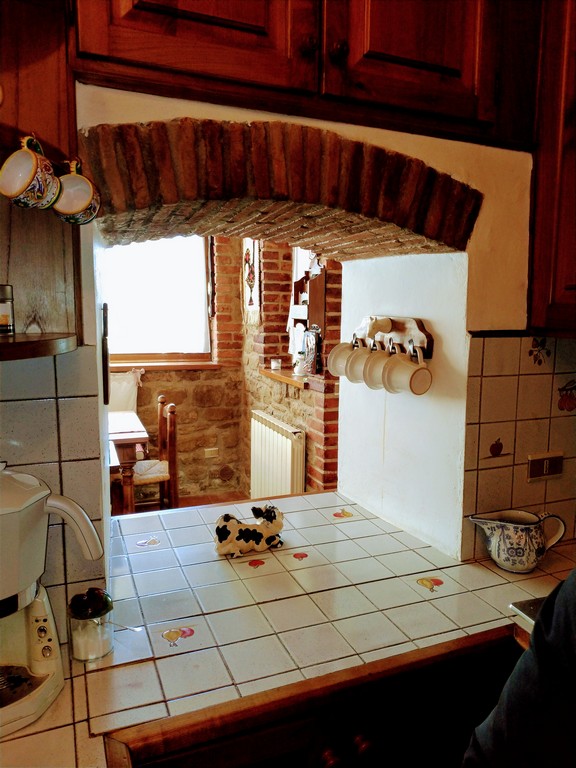 Immagine 16 di Rustico / casale in vendita  in Pischiello a Passignano Sul Trasimeno