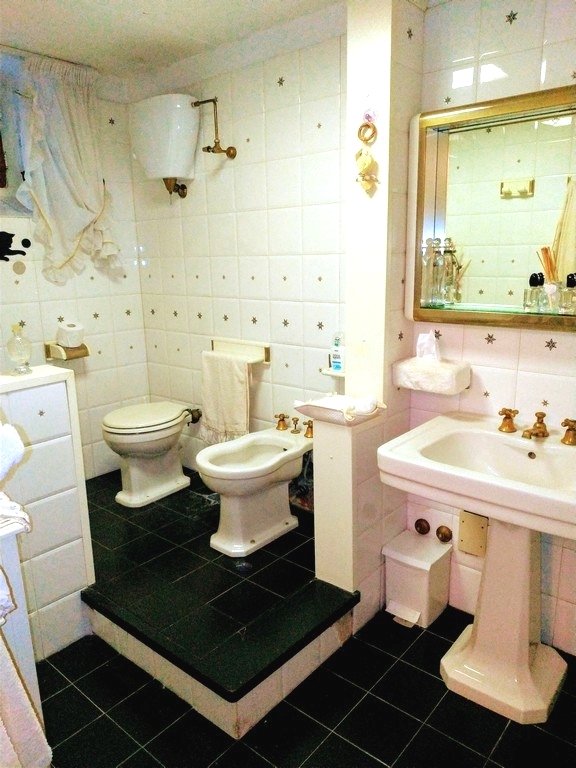 Immagine 31 di Rustico / casale in vendita  in Pischiello a Passignano Sul Trasimeno