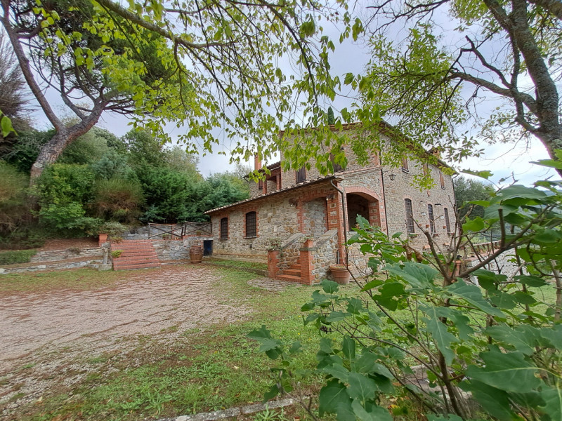 Immagine 55 di Rustico / casale in vendita  in Pischiello a Passignano Sul Trasimeno