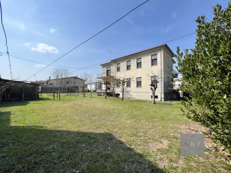 Immagine 14 di Casa indipendente in vendita  a Cittadella