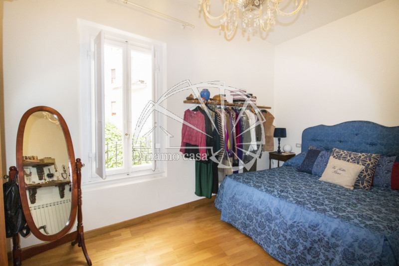 Immagine 5 di Casa indipendente in vendita  a Prato