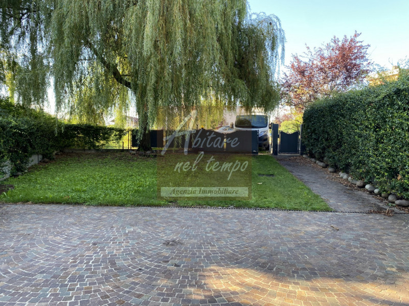 Immagine 31 di Villa in vendita  a Cittadella