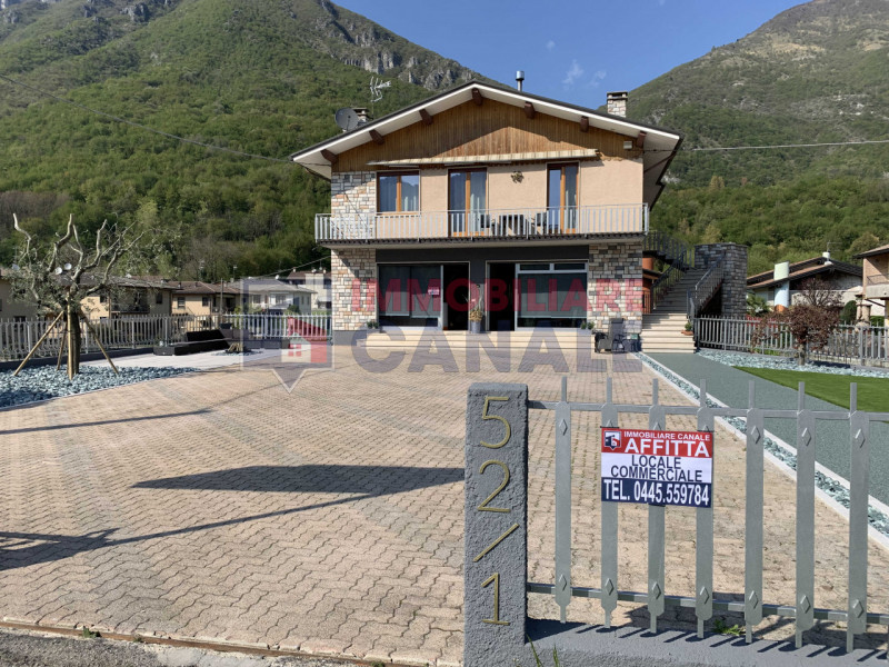 Immagine 2 di Negozio in affitto  in Via Priarossa a Cogollo Del Cengio