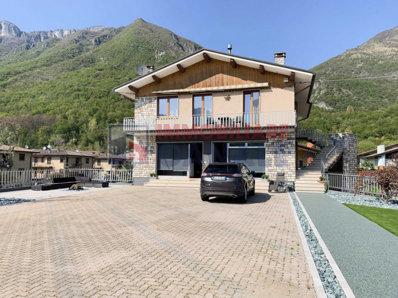 Immagine 3 di Negozio in affitto  in Via Priarossa a Cogollo Del Cengio