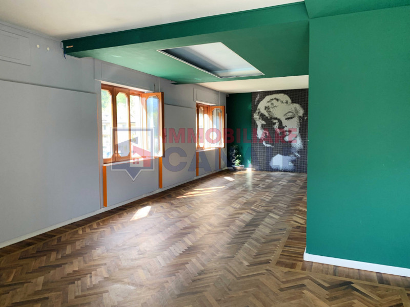 Immagine 7 di Negozio in affitto  in Via Priarossa a Cogollo Del Cengio