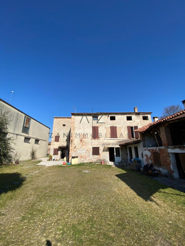 Immagine 7 di Rustico / casale in vendita  in Via Unione a Vedelago