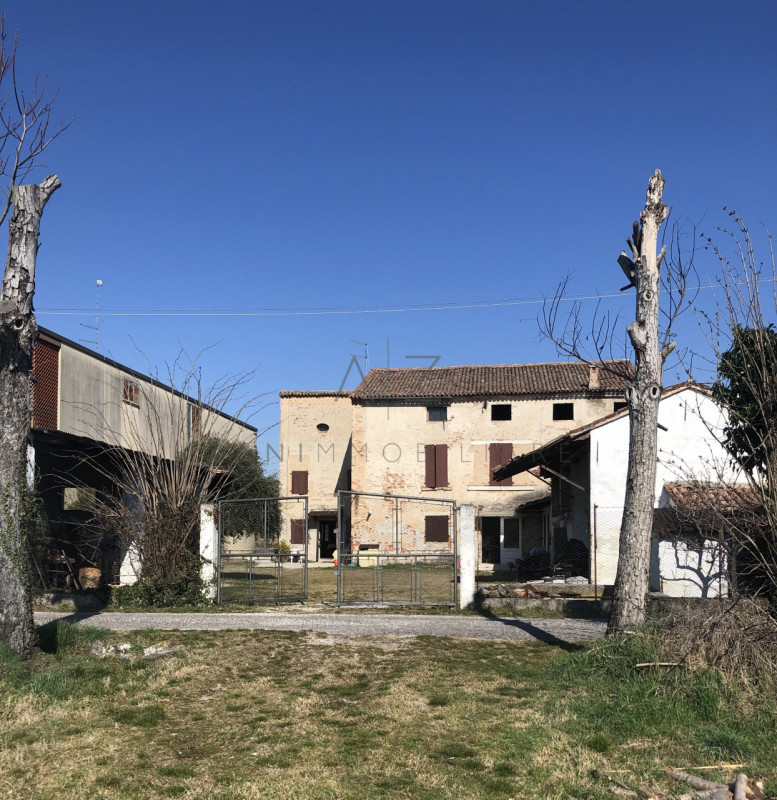 Immagine 16 di Rustico / casale in vendita  in Via Unione a Vedelago