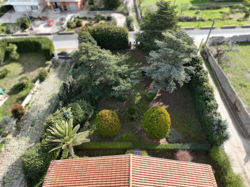 Immagine 14 di Villa in vendita  in Via Modica Giarratana 119 a Modica