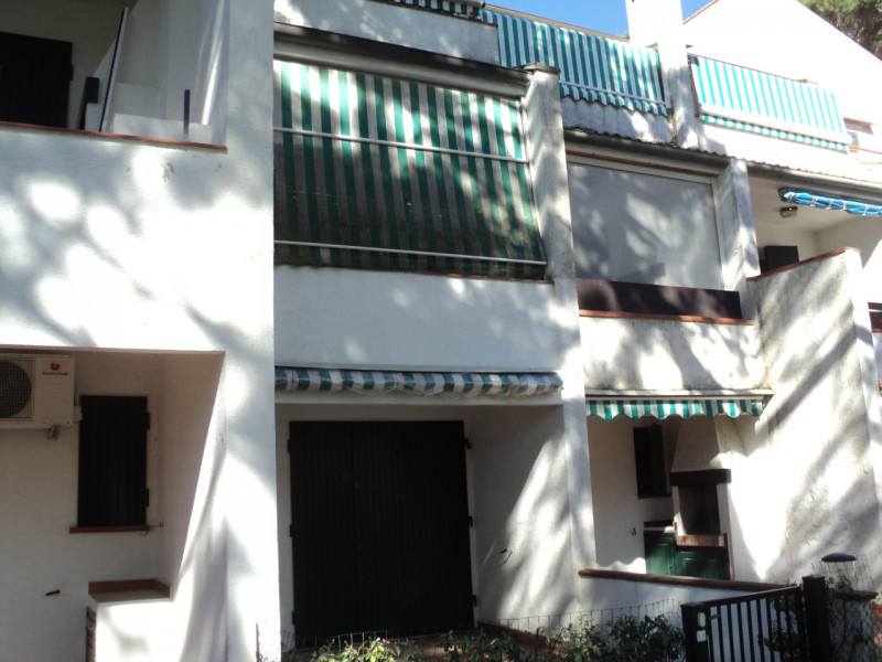 Immagine 3 di Villetta a schiera in vendita  in VIALE GIORDANO 9 a Comacchio