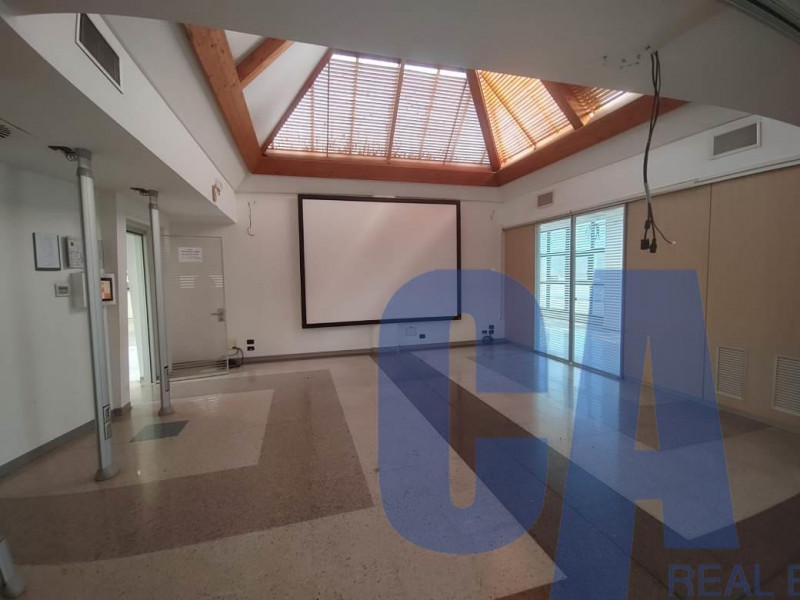 Immagine 13 di Ufficio in affitto  in VIA BARTOLOMEO COLLEONI a Agrate Brianza