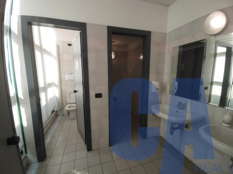 Immagine 21 di Ufficio in affitto  in VIA BARTOLOMEO COLLEONI a Agrate Brianza