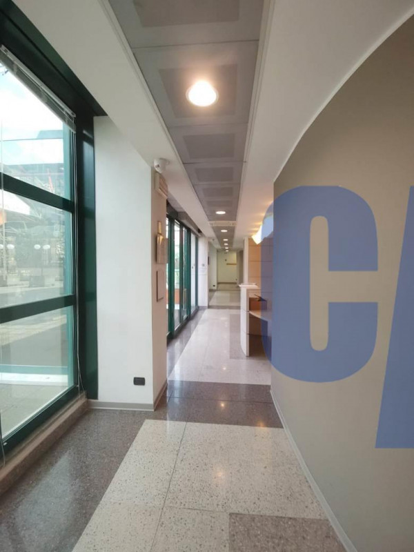Immagine 22 di Ufficio in affitto  in VIA BARTOLOMEO COLLEONI a Agrate Brianza