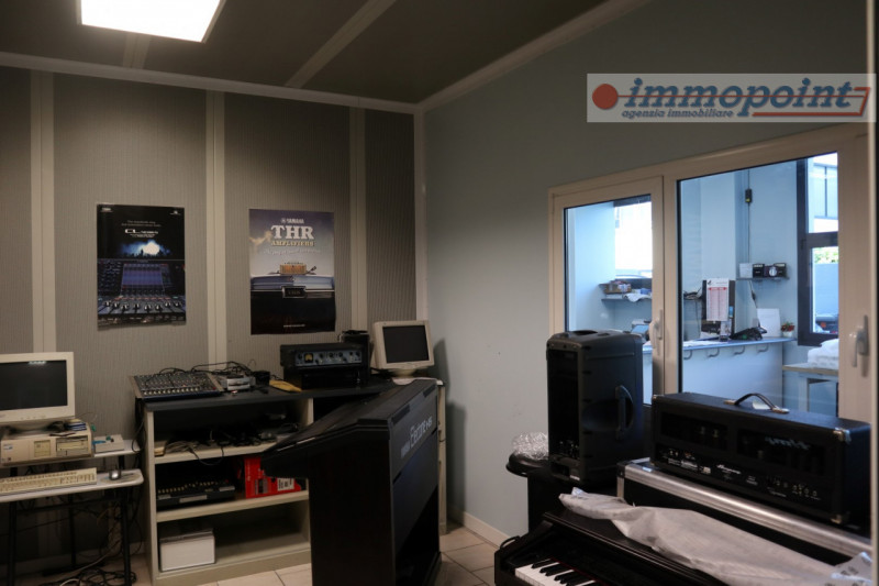 Immagine 5 di Capannone industriale in vendita  in Via B. Cellini, 33 a Bassano Del Grappa