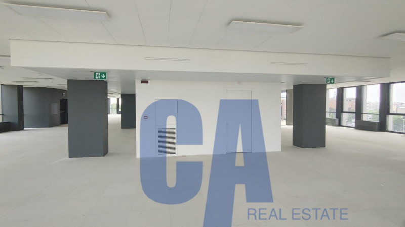 Immagine 15 di Ufficio in affitto  in VIA KULISCIOFF ANNA a Milano