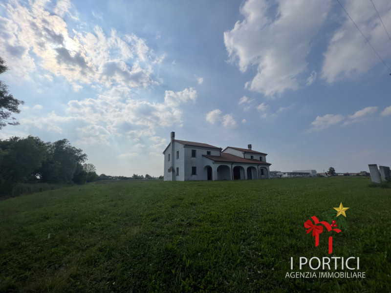 Immagine 3 di Casa bifamiliare in vendita  in via Tito Speri a Scorzè