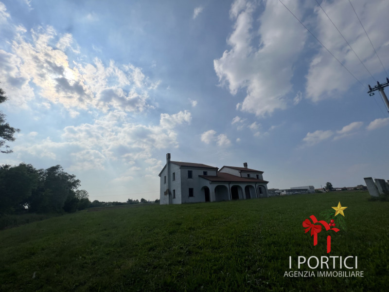 Immagine 4 di Casa bifamiliare in vendita  in via Tito Speri a Scorzè