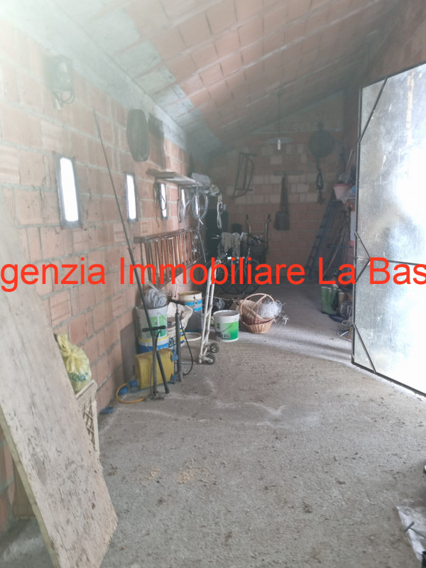 Immagine 4 di Casa indipendente in vendita  in Strada Statale 10 a Monselice