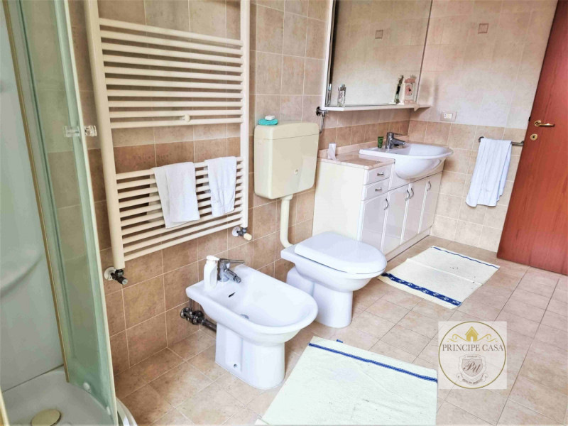 Immagine 13 di Villetta a schiera in vendita  in via castello a Baone