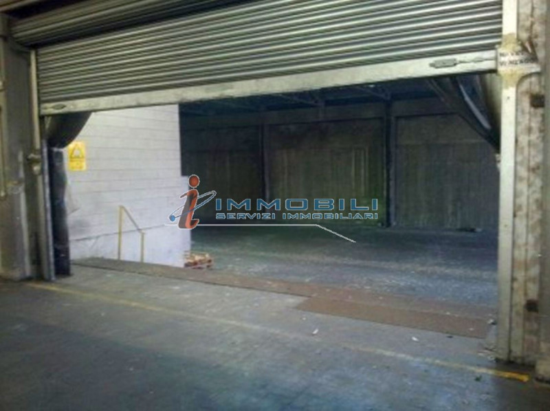 Immagine 18 di Capannone industriale in vendita  in VIA MECENATE a Milano