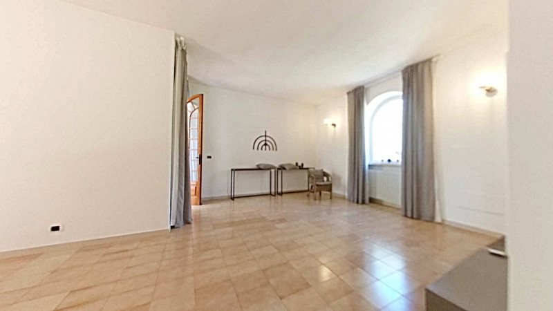 Immagine 9 di Villa in vendita  in Ardig a Fasano