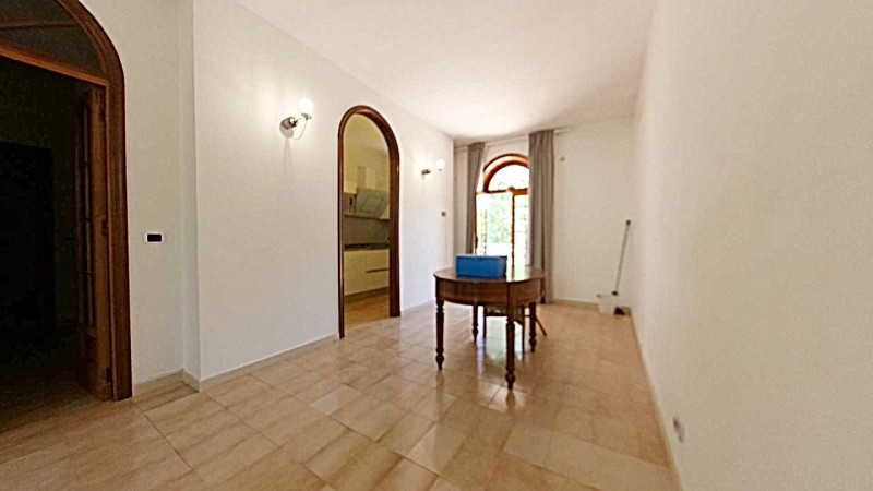 Immagine 10 di Villa in vendita  in Ardig a Fasano