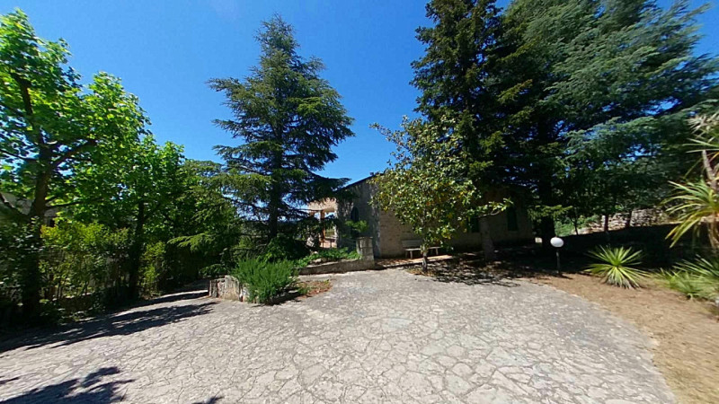 Immagine 34 di Villa in vendita  in Ardig a Fasano