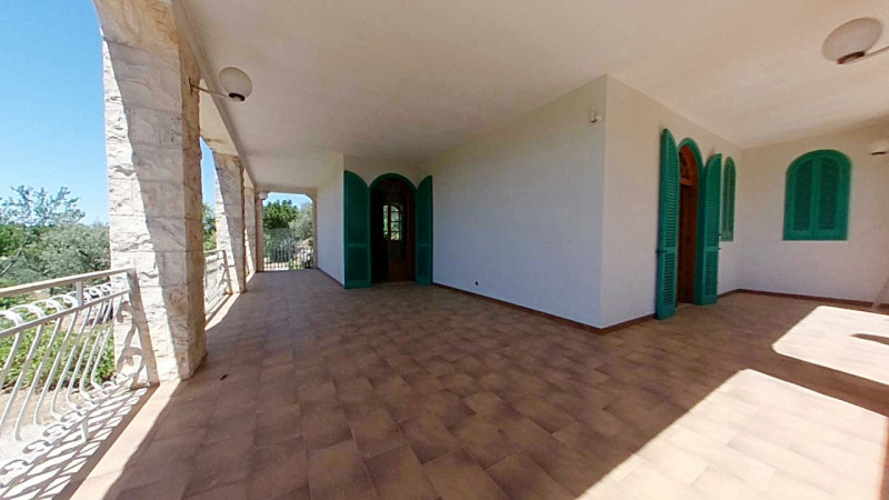 Immagine 45 di Villa in vendita  in Ardig a Fasano