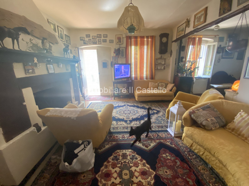 Immagine 4 di Rustico / casale in vendita  in piana a Castiglione Del Lago