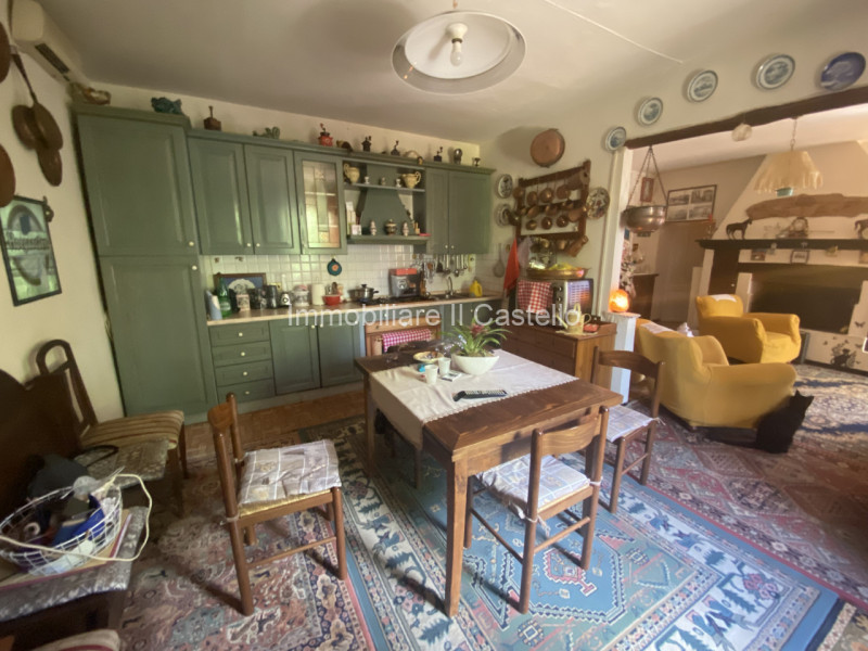 Immagine 6 di Rustico / casale in vendita  in piana a Castiglione Del Lago