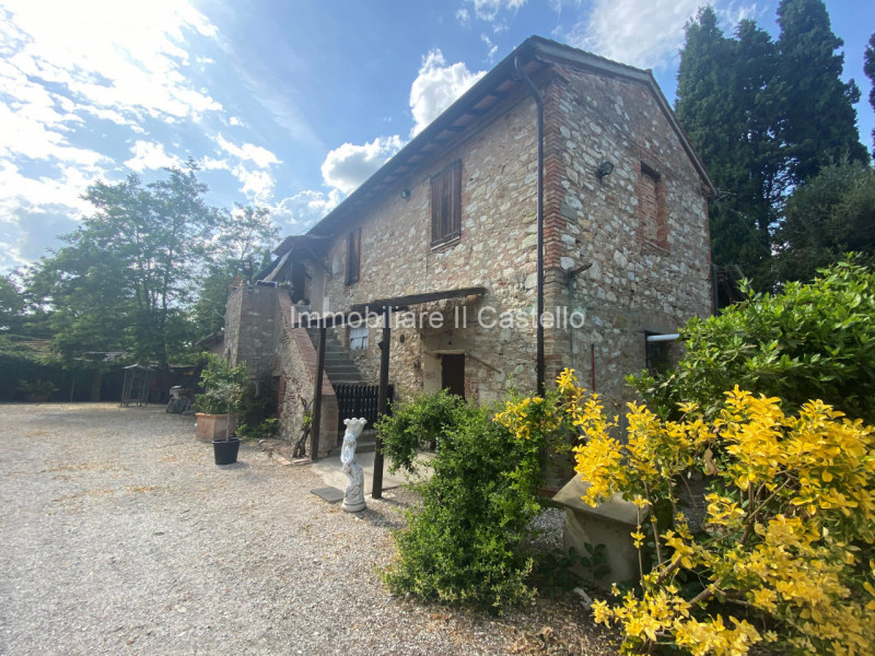Immagine 19 di Rustico / casale in vendita  in piana a Castiglione Del Lago