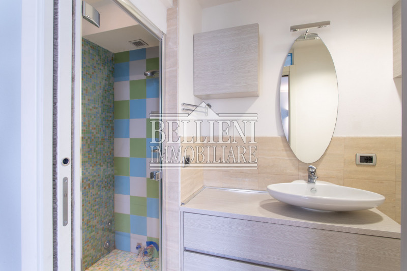 Immagine 6 di Appartamento in vendita  in viale margherita a Vicenza