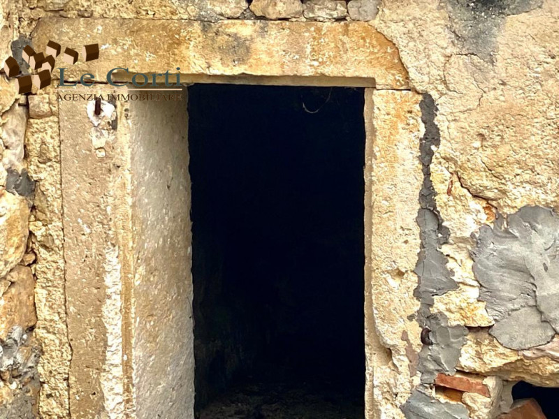 Immagine 4 di Rustico / casale in vendita  a Alonte